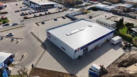 Werkstatthallen mit Hacobau GmbH günstig bauen als Systemstahlhalle Stahlhallen mit Hacobau GmbH günstig bauen als Systemstahlhalle