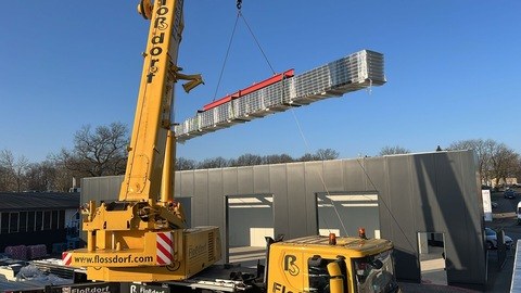 Stahlhallenbau vom Marktführer Hacobau GmbH stahlhallenmontage durch hacobau GmbH