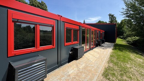 Bürocontaineranlagen mit Hacobau GmbH günstig bauen Bürocontainer mit Sanitäranlagen günstig bauen mit Hacobau GmbH