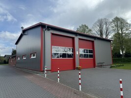 Fahrzeughallen für Feuerwehren günstig bauen in Systembauweise