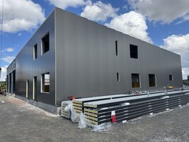 Stahllhallen mit Hacobau GmbH günstig bauen als Systemstahlhalle Gewerbehallen mit Hacobau GmbH günstig bauen als Systemstahlhalle