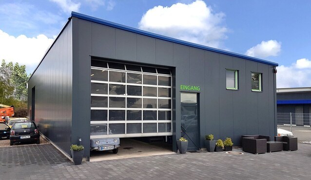 Werkstatthallen mit Hacobau GmbH günstig bauen als Systemstahlhalle Werkstatthallenbau