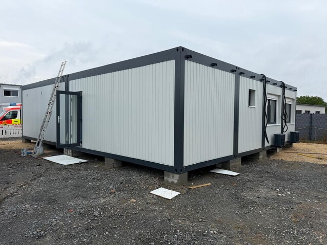 Bürocontainer günstig kaufen durch Direktvertrieb ab Hesteller. Mit Festpreisgarantie. Bürocontainer von Hacobau GmbH günstig kaufen direkt ab Hersteller